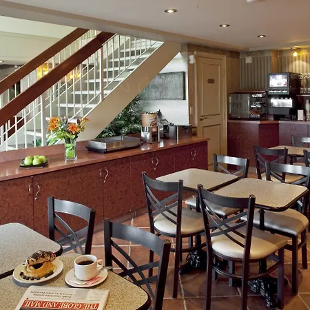 Stay Inn Hotel Toronto-2